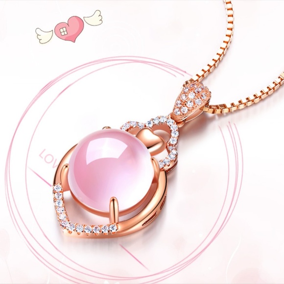 Jewelry - NEW rose gold pink crystal heart pendnat necklace